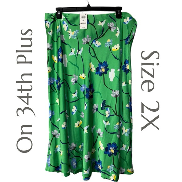 ON 34th Dresses & Skirts - ON 34TH Plus - Lightweight Vibrant Green Floral Skirt - Size 2X